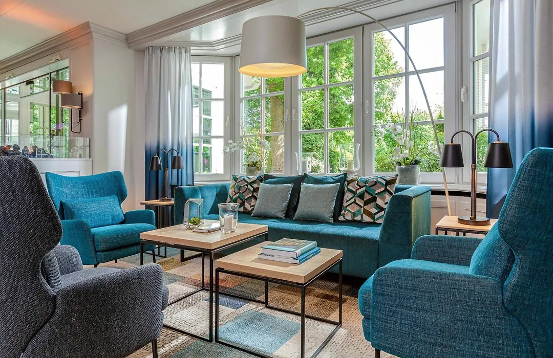 Courtyard By Marriott Hamburg Airport-1